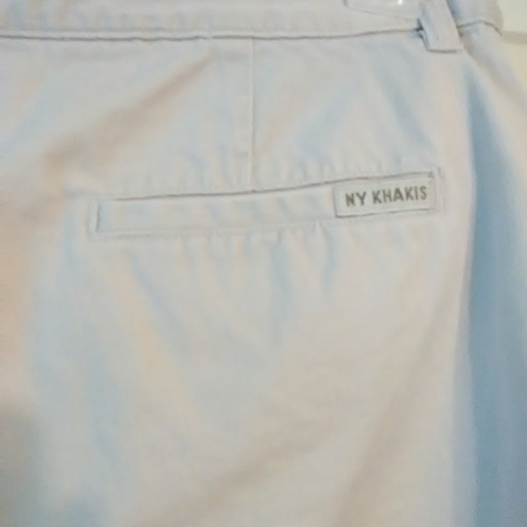 NY Khaki shorts - Picture 4 of 5